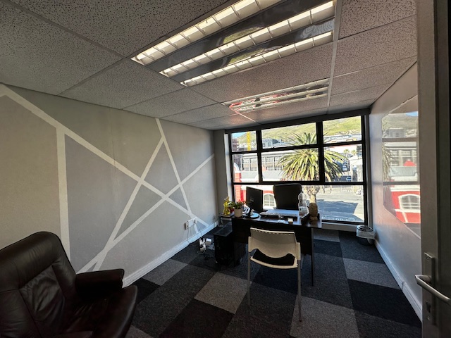 To Let Commercial Property for Rent in Woodstock Western Cape